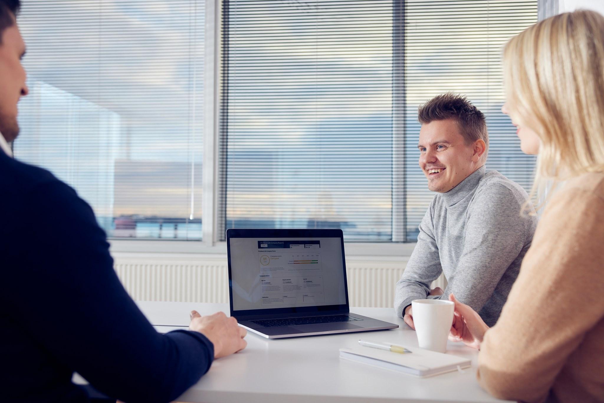 firstbeat_life_työntekijöiden_sitouttaminen_hyvinvointi_ohjelmiin